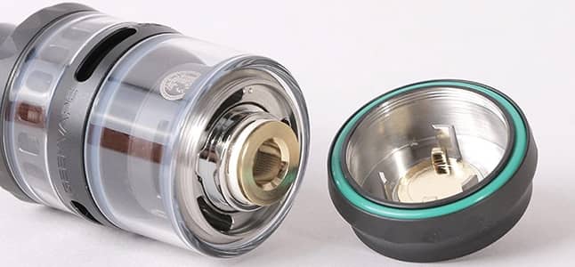 Orifices de remplissage et top cap